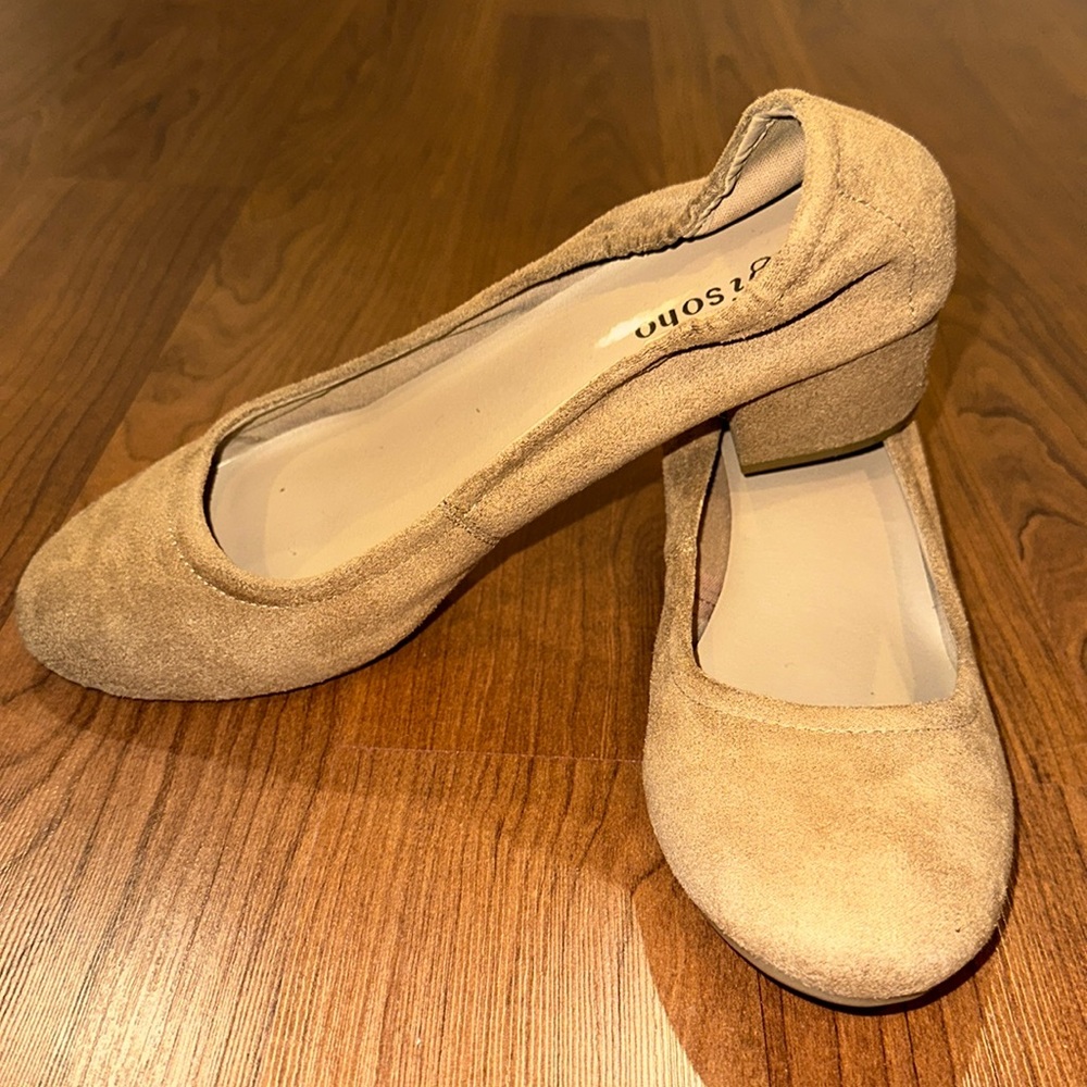 Tan Heels